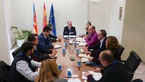 Reunión para reforzar la seguridad de instalaciones hinchables en Valencia