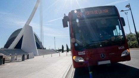 EMT València mantendrá el refuerzo de las líneas 24 y 25 durante todo el año