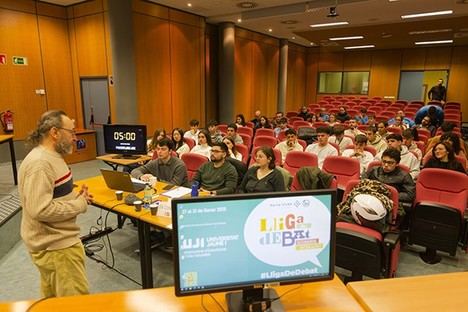 Estudiantes de 14 centros participan en la Lliga de Debat de la UJI