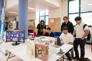 Estudiantes de la UJI desarrollan IA para torneo de cartas 