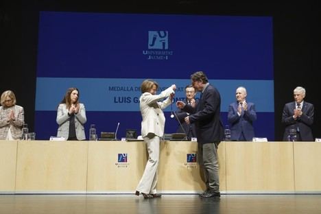 García Montero aboga por un enfoque universitario que valore tanto la ciencia como las humanidades