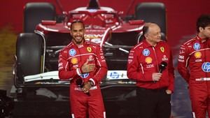Hamilton se siente revitalizado en su nueva aventura con Ferrari en F1 75 Live
