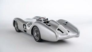 Subastan un histórico Mercedes F1 conducido por Fangio y Moss por $50 millones