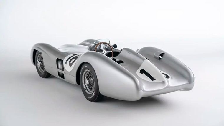 Subastan un histórico Mercedes F1 conducido por Fangio y Moss por $50 millones