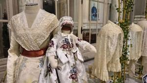Exposición de indumentaria valenciana en el Ayuntamiento hasta el 5 de junio