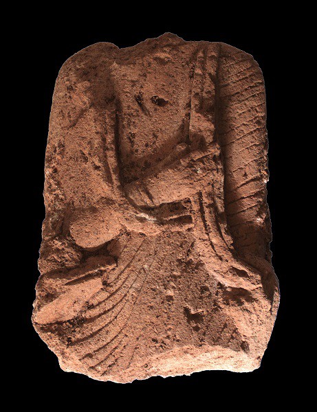 Descubren fragmento de escultura romana en Los Cucos