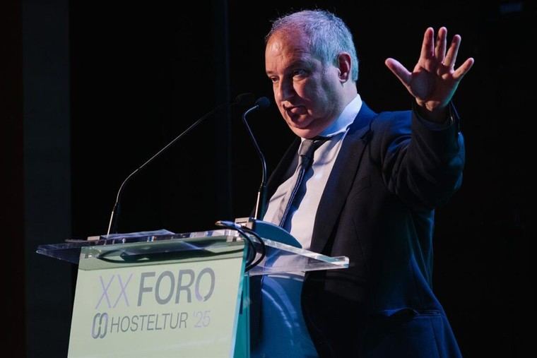 Hereu destaca el compromiso gubernamental con la sostenibilidad en el turismo y anticipa desafíos