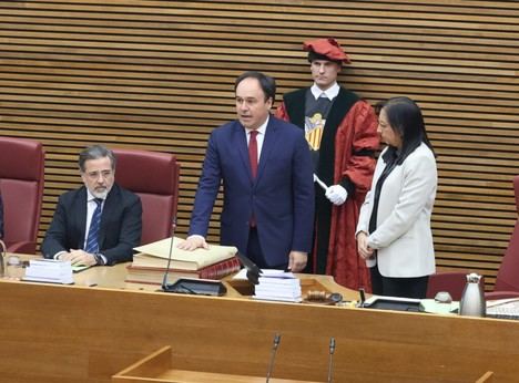 Pérez Llorca aboga por la unidad en la mejora de vivienda y financiación en Valencia
