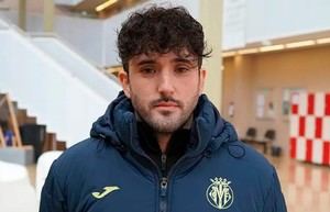 Karim Hamidi recibe el Premio Nacional de Fin de Carrera en CAFD