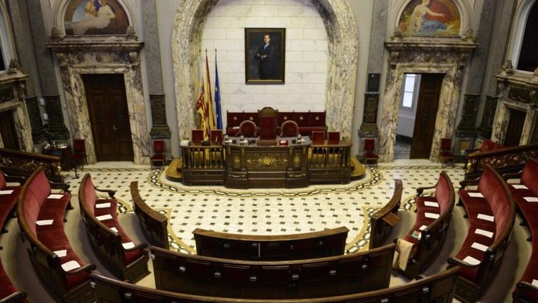 Catalá destaca vivienda y emergencias en debate municipal 2025