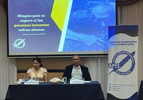 Estudiantes de la Universidad de Valencia colaboran en defensa de derechos humanos en El Salvador