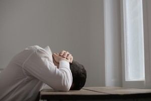 La Comunitat Valenciana reduce su tasa de suicidios un 11,8% en el último año