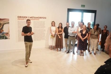Ontinyent celebra sus fiestas de Moros y Cristianos con la exposición de Dulk