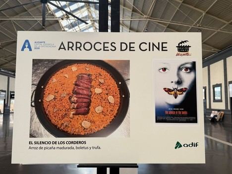 Exposición 'Arroces de Cine' resalta la gastronomía alicantina en la estación de ADIF