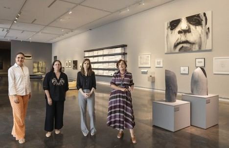 La exposición de Kara Walker se traslada al IVAM de Valencia con una nueva muestra colectiva