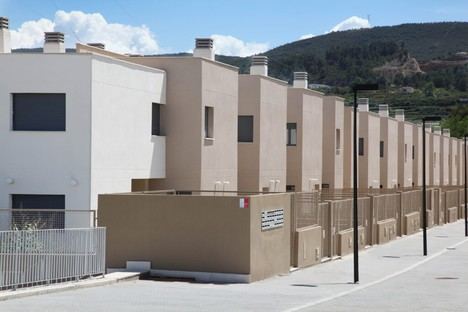 La Generalitat destina más de 300 viviendas a familias en riesgo social en un año