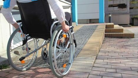La Generalitat destina 5 millones de euros para mejorar la accesibilidad en edificios públicos municipales