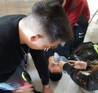 La Generalitat implementará formación obligatoria en emergencias en escuelas a partir de 2026