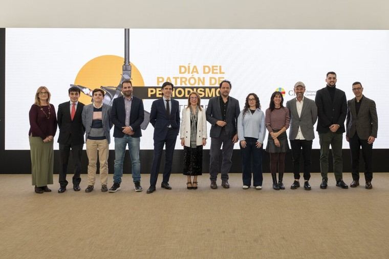 Debaten sobre el papel del periodismo local tras la DANA en la CEU UCH