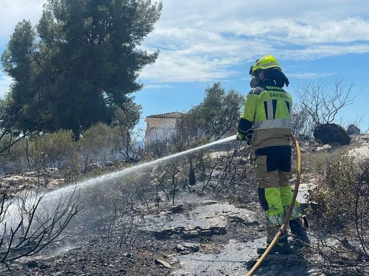 Cinco denunciados por hacer fuego en Castellón a pesar de la prohibición
