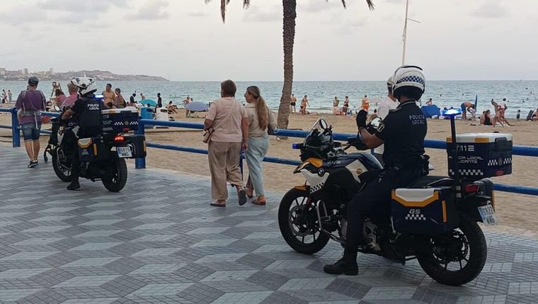 Seis detenidos en operación policial contra la venta ilegal en Alicante