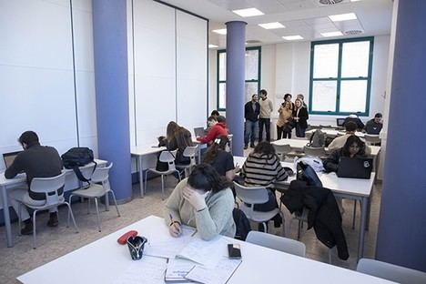 La UJI inaugura una nueva sala de estudios para estudiantes en la Escuela Superior de Tecnología y Ciencias Experimentales