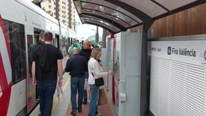 Metrovalencia mejora el acceso en tranvía a eventos en Feria Valencia y el velódromo Luis Puig