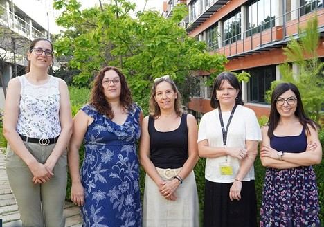 Investigadoras desarrollan un sistema innovador para reparar el ADN utilizando luz y nanomateriales