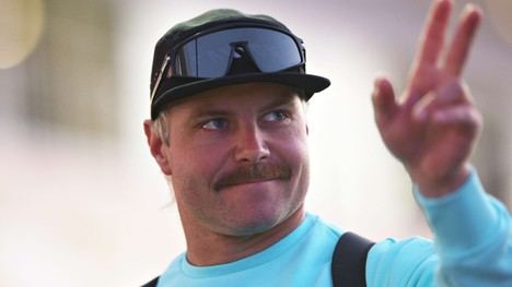 Bottas analiza su futuro tras unirse como piloto reserva de Mercedes en 2025