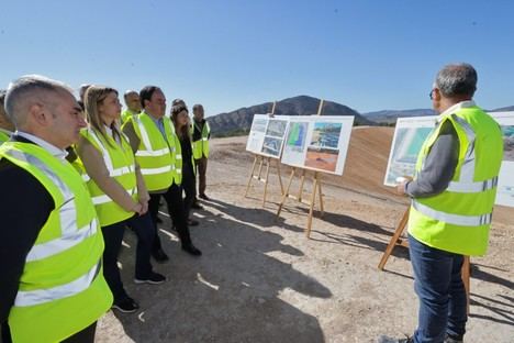 Pérez Llorca promueve una gestión hídrica sostenible para la agricultura valenciana