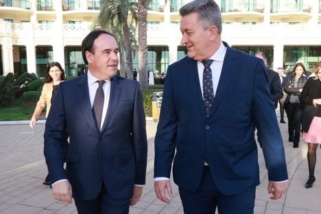 Pérez Llorca elogia la labor de Vicente Martínez Mus en su trayectoria política