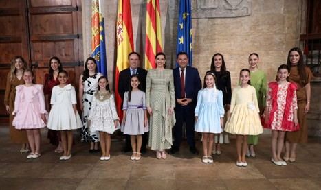 Pérez Llorca da la bienvenida a las Bellees del Foc 2026 y sus Damas de Honor