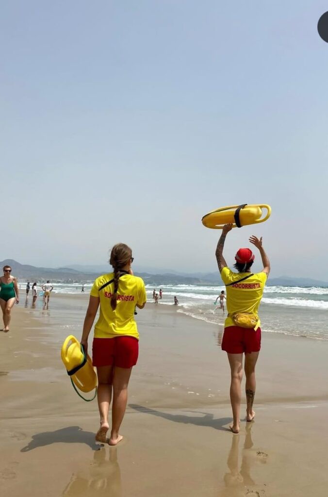 Alicante reporta 2,400 asistencias y 50 rescates en playas durante julio