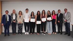 Premios INCLIVA destacan el talento femenino en la investigación científica