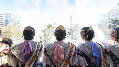 Récord de participación en sorteo para ver mascletá desde el balcón del Ayuntamiento