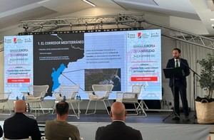 Toledo destaca la importancia de LogistiCS para el futuro de Castellón