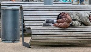 Innovador proyecto en Valencia busca mejorar el sueño de personas sin hogar