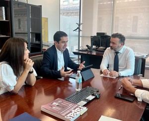 Compromiso de Turisme CV para abrir un centro de turismo en Alcoy