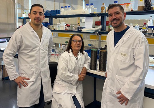 Investigadores de la Universitat de València buscan reducir el consumo energético en la producción de fibra de carbono