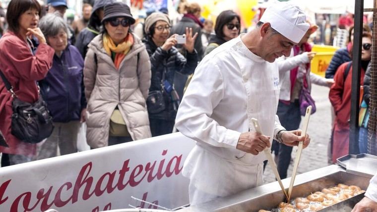 València anticipa la solicitud de permisos para las Fallas de 2026