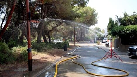 València cierra la Devesa de El Saler y activa cañones de agua por riesgo de incendios