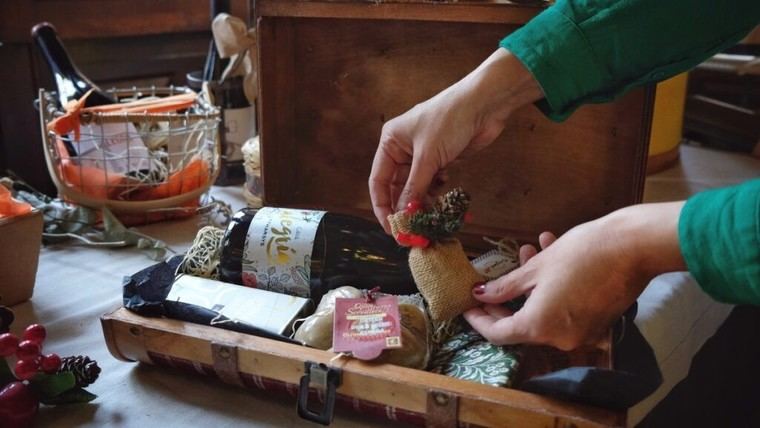 València lanza concurso de escaparates navideños para impulsar el comercio local