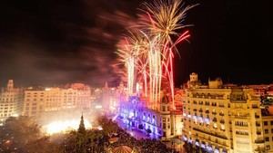 València celebrará la llegada de 2026 con campanadas infantiles y música en vivo