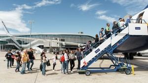 València alcanza récord de conectividad aérea con más de 100 destinos este verano