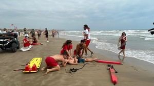 València simula rescate en playas con respuesta de 4 minutos