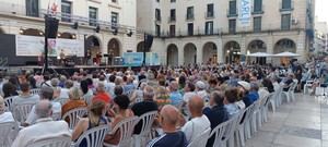 Alicante presenta 21 conciertos variados en la Plaza del Ayuntamiento este verano