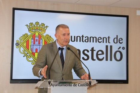 Vicent Sales: Los vecinos pueden evitar colas al gestionar trámites en distintas tenencias de alcaldía